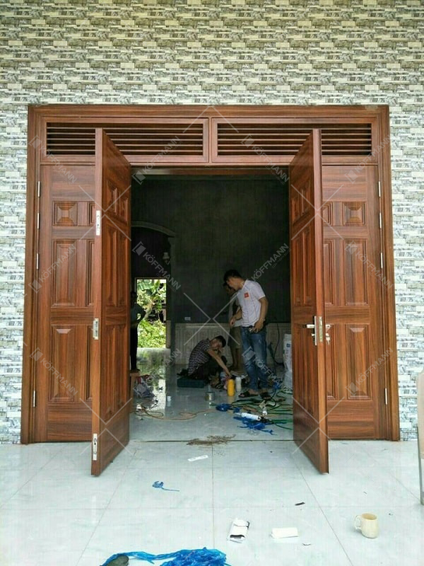 Mách bạn cách làm đẹp cửa thép vân gỗ